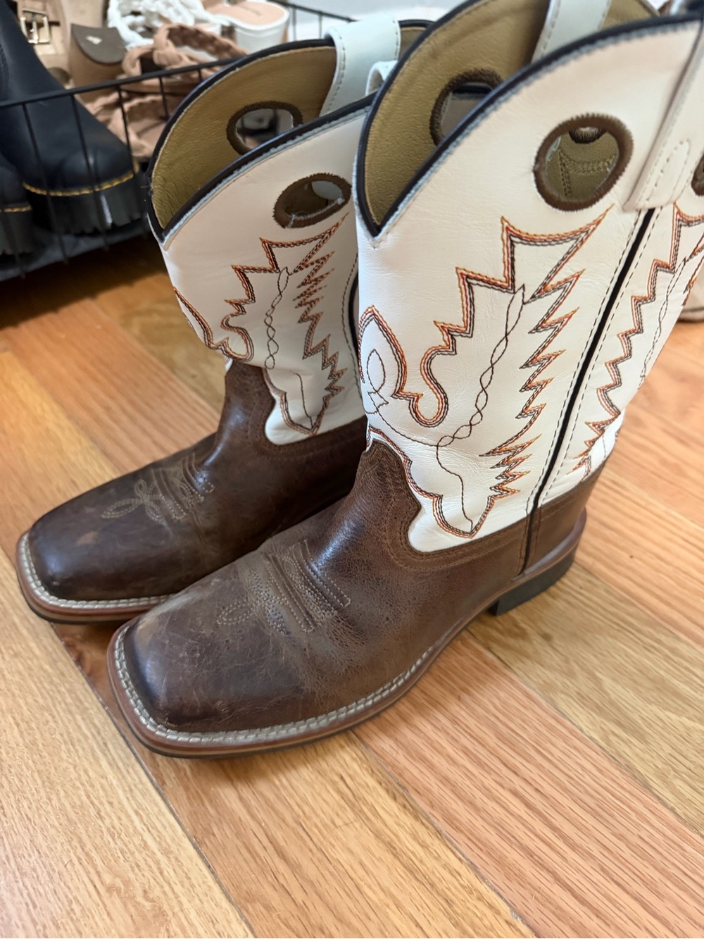 Youth Brown and White Western Pull-On Boots